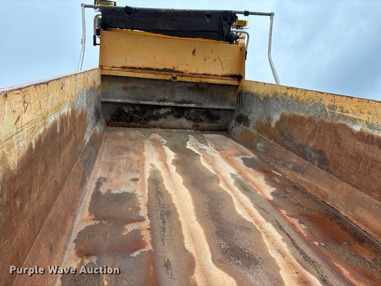 image for item DZ4645 2012 International WorkStar 7500 dump truck