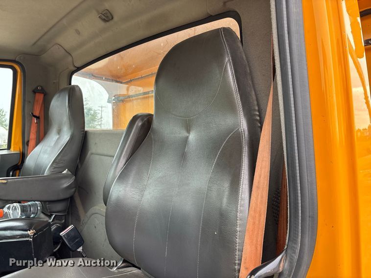 image for item DZ4645 2012 International WorkStar 7500 dump truck