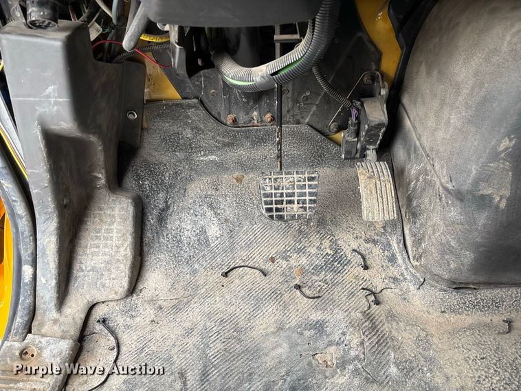 image for item DZ4645 2012 International WorkStar 7500 dump truck