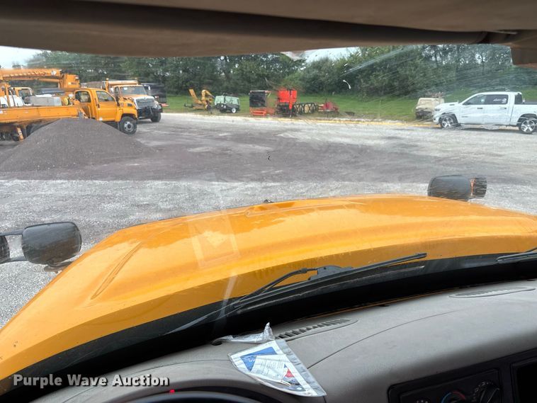 image for item DZ4645 2012 International WorkStar 7500 dump truck