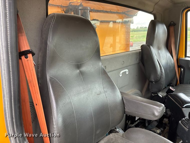 image for item DZ4645 2012 International WorkStar 7500 dump truck
