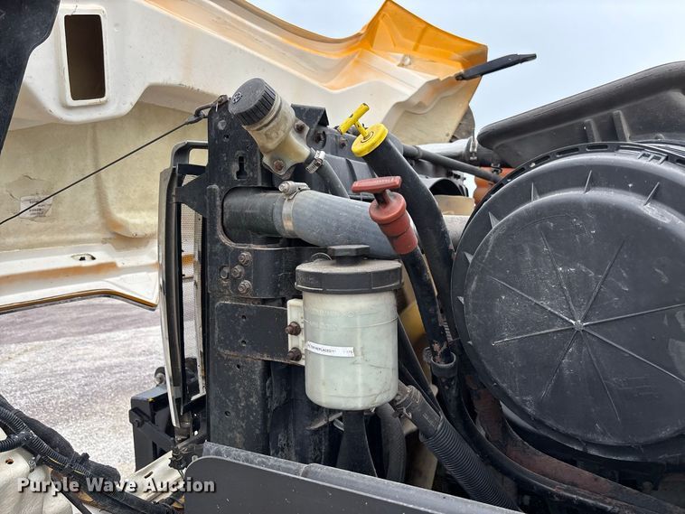 image for item DZ4645 2012 International WorkStar 7500 dump truck