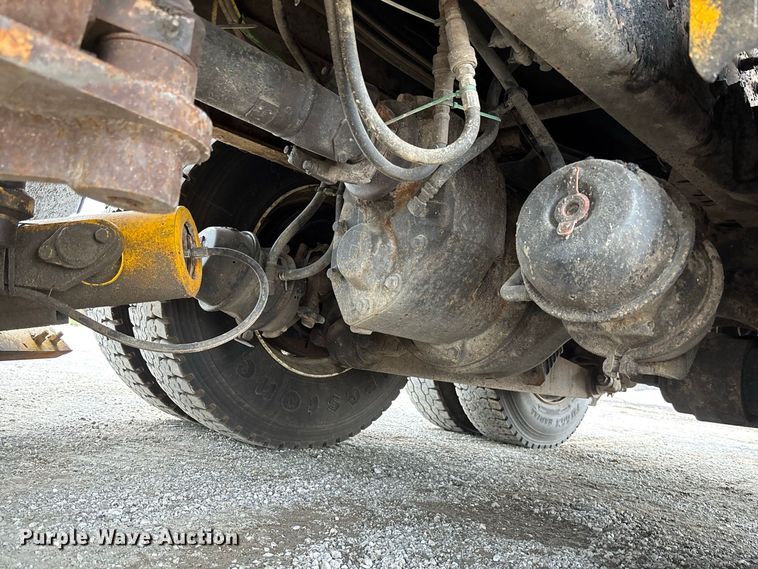 image for item DZ4645 2012 International WorkStar 7500 dump truck