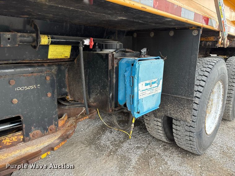 image for item DZ4645 2012 International WorkStar 7500 dump truck