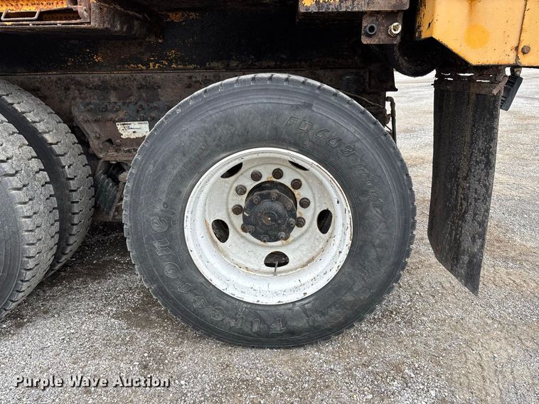 image for item DZ4645 2012 International WorkStar 7500 dump truck
