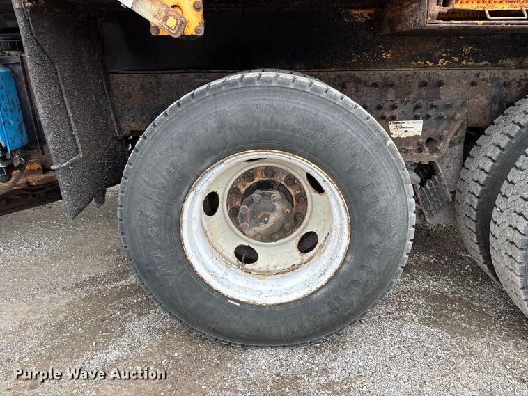 image for item DZ4645 2012 International WorkStar 7500 dump truck