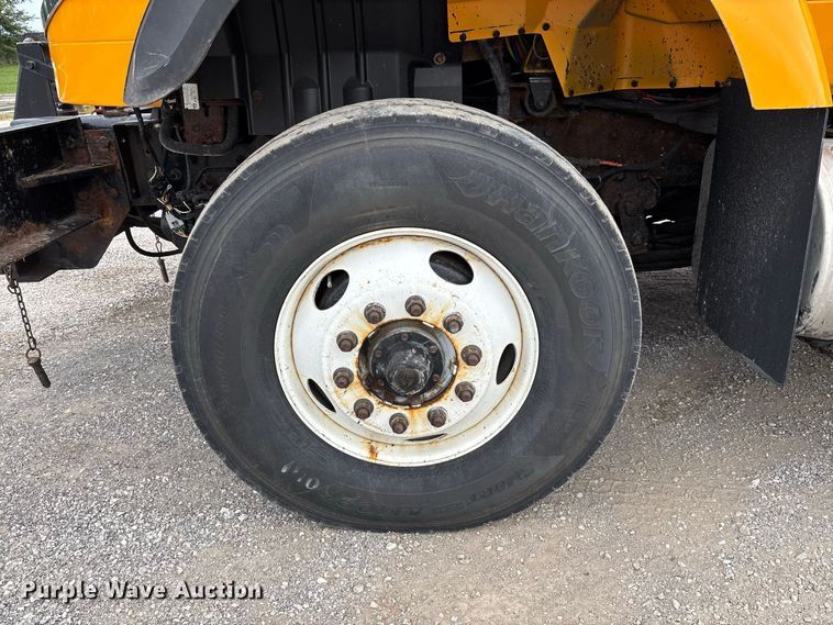 image for item DZ4645 2012 International WorkStar 7500 dump truck