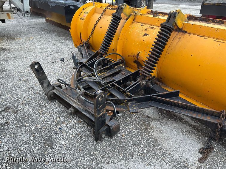 image for item DZ4645 2012 International WorkStar 7500 dump truck