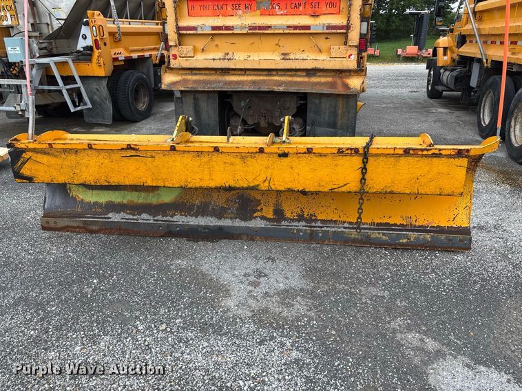 image for item DZ4645 2012 International WorkStar 7500 dump truck