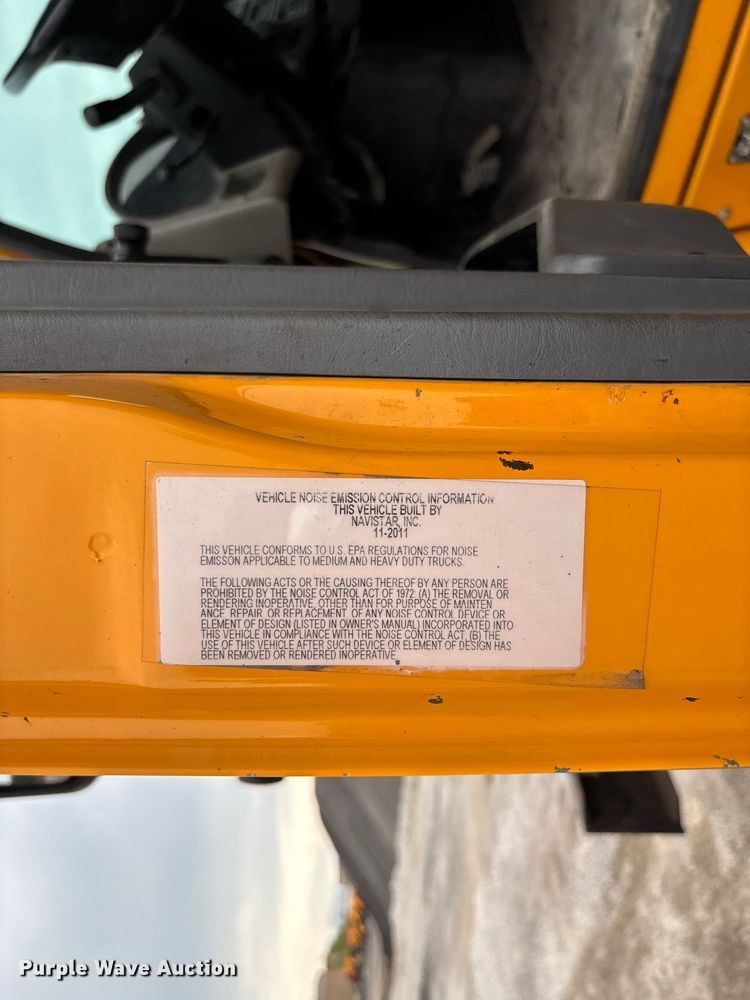 image for item DZ4645 2012 International WorkStar 7500 dump truck