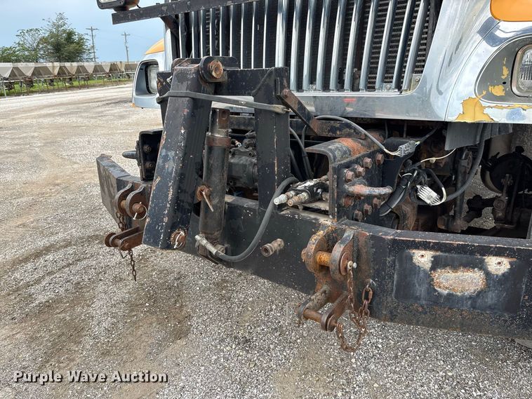 image for item DZ4646 2006 International 7400 dump truck