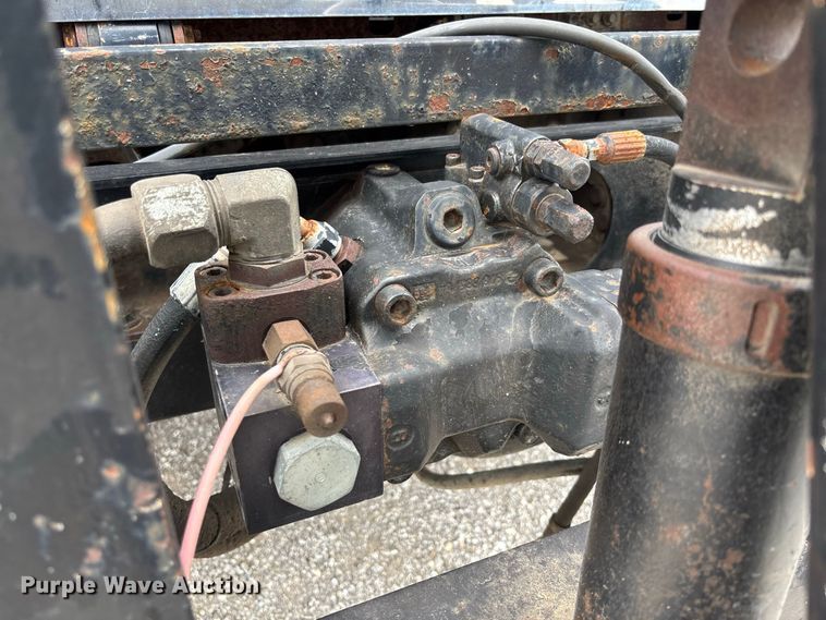 image for item DZ4646 2006 International 7400 dump truck