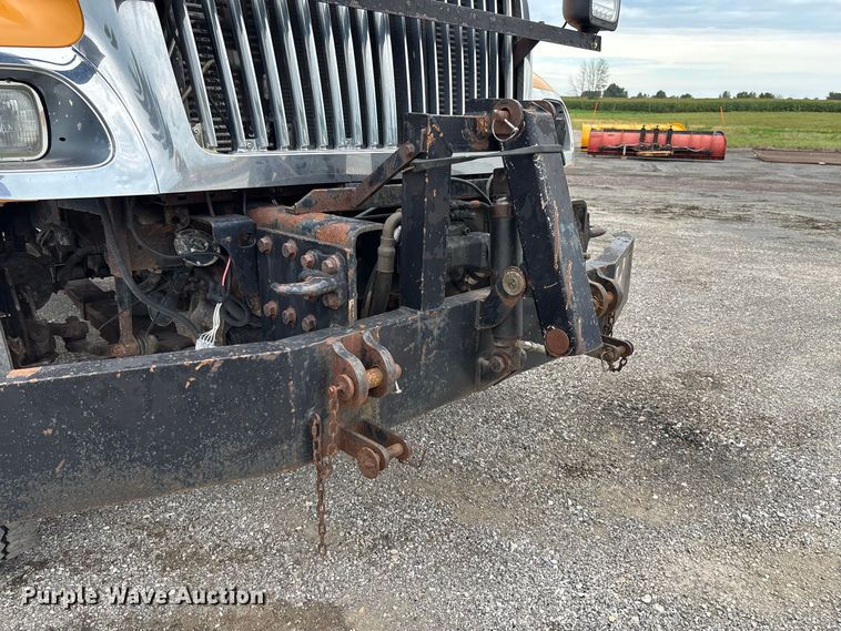 image for item DZ4646 2006 International 7400 dump truck