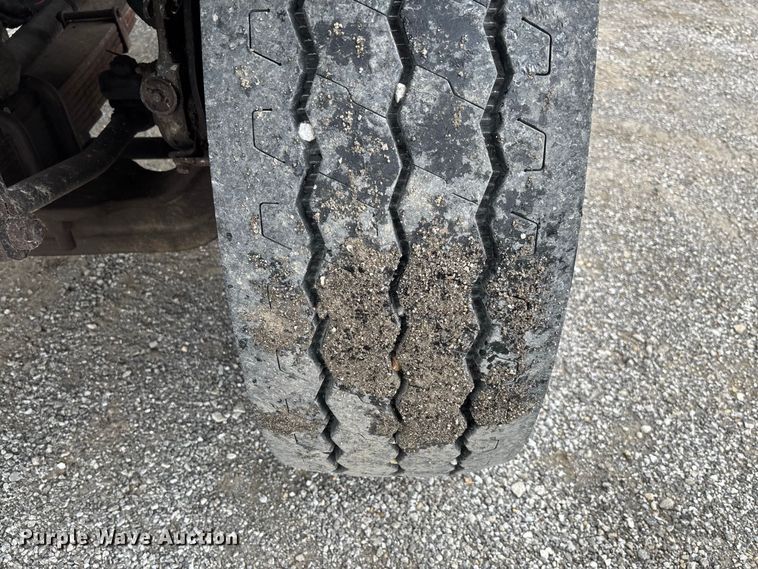 image for item DZ4646 2006 International 7400 dump truck