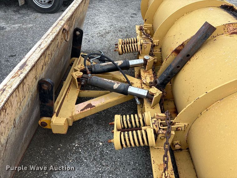 image for item DZ4646 2006 International 7400 dump truck