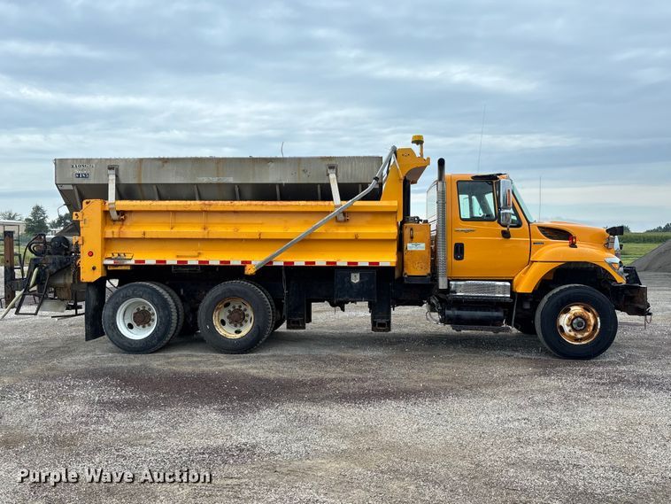 image for item DZ4647 2011 International WorkStar 7500 dump truck