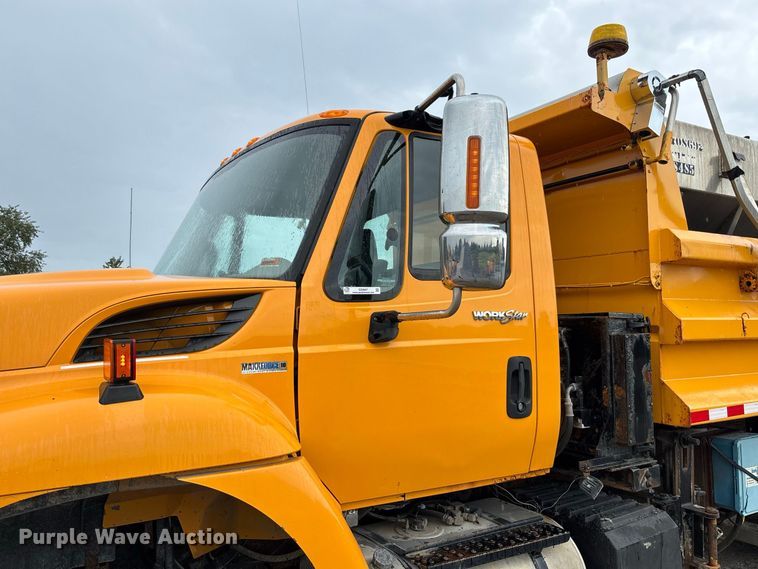 image for item DZ4647 2011 International WorkStar 7500 dump truck