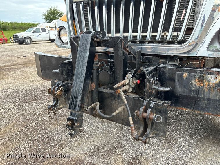 image for item DZ4647 2011 International WorkStar 7500 dump truck