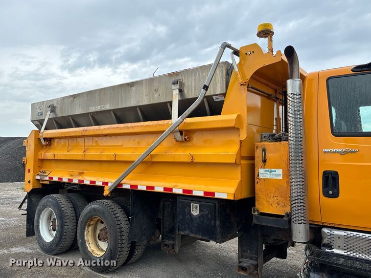 image for item DZ4647 2011 International WorkStar 7500 dump truck