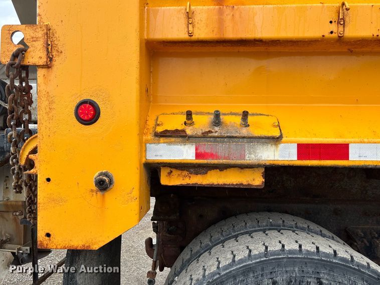image for item DZ4647 2011 International WorkStar 7500 dump truck