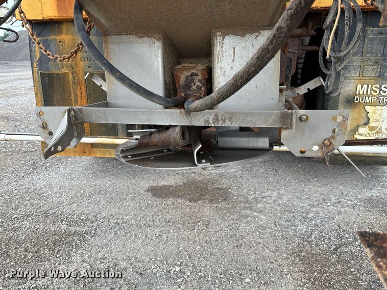 image for item DZ4647 2011 International WorkStar 7500 dump truck