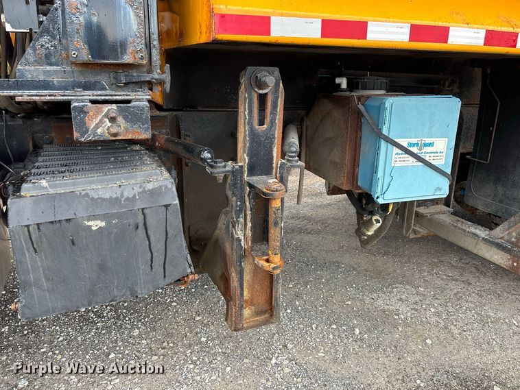 image for item DZ4647 2011 International WorkStar 7500 dump truck