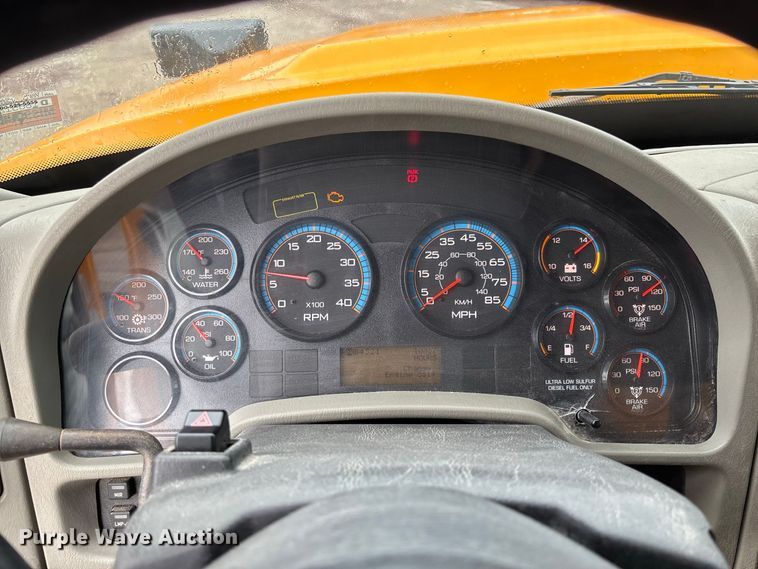 image for item DZ4647 2011 International WorkStar 7500 dump truck