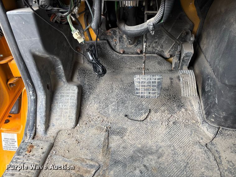 image for item DZ4647 2011 International WorkStar 7500 dump truck