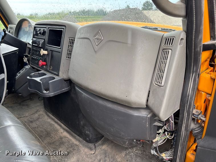 image for item DZ4647 2011 International WorkStar 7500 dump truck