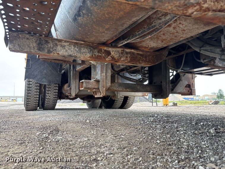 image for item DZ4647 2011 International WorkStar 7500 dump truck