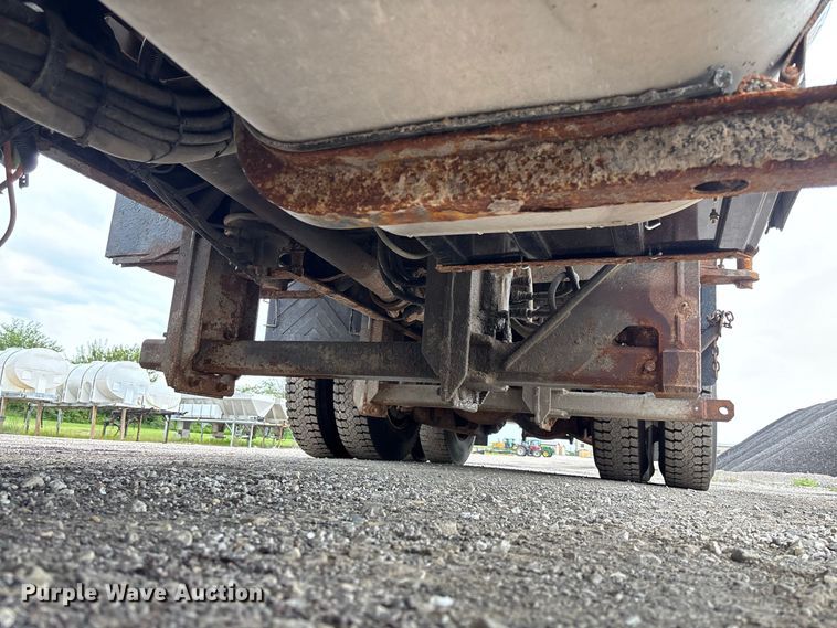image for item DZ4647 2011 International WorkStar 7500 dump truck