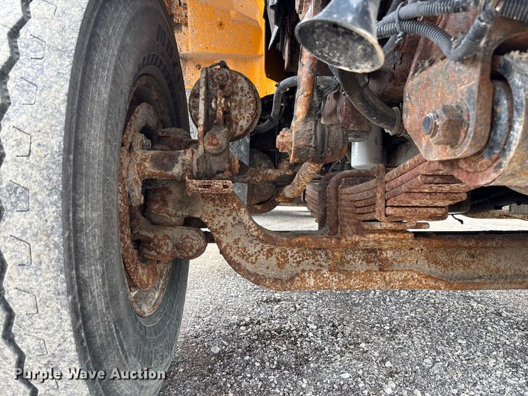 image for item DZ4647 2011 International WorkStar 7500 dump truck