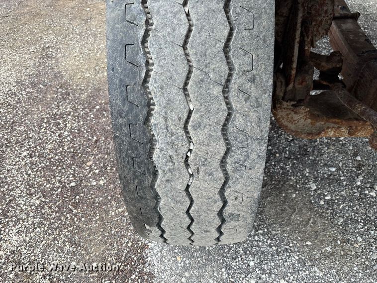 image for item DZ4647 2011 International WorkStar 7500 dump truck