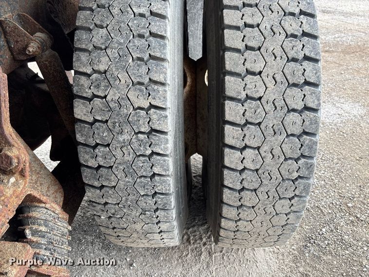 image for item DZ4647 2011 International WorkStar 7500 dump truck