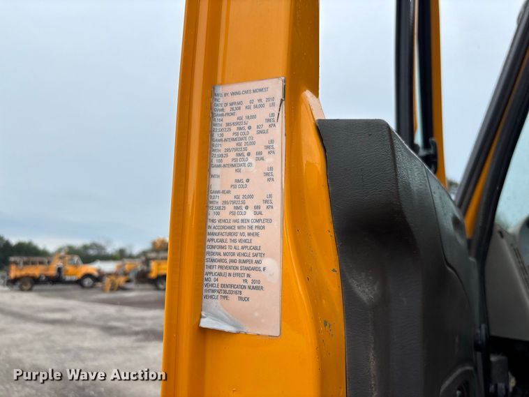 image for item DZ4647 2011 International WorkStar 7500 dump truck