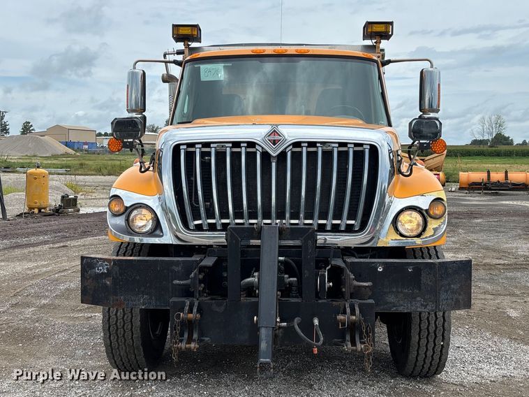 image for item DZ4648 2011 International WorkStar 7500 dump truck