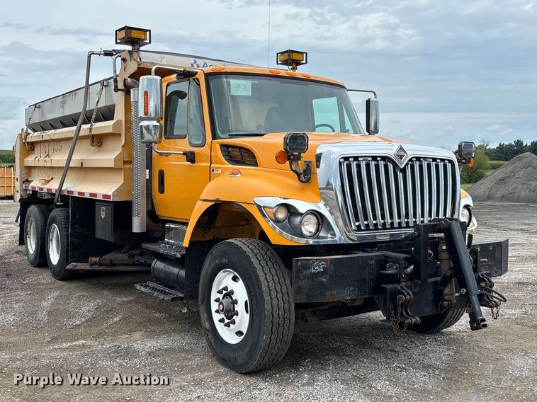 image for item DZ4648 2011 International WorkStar 7500 dump truck