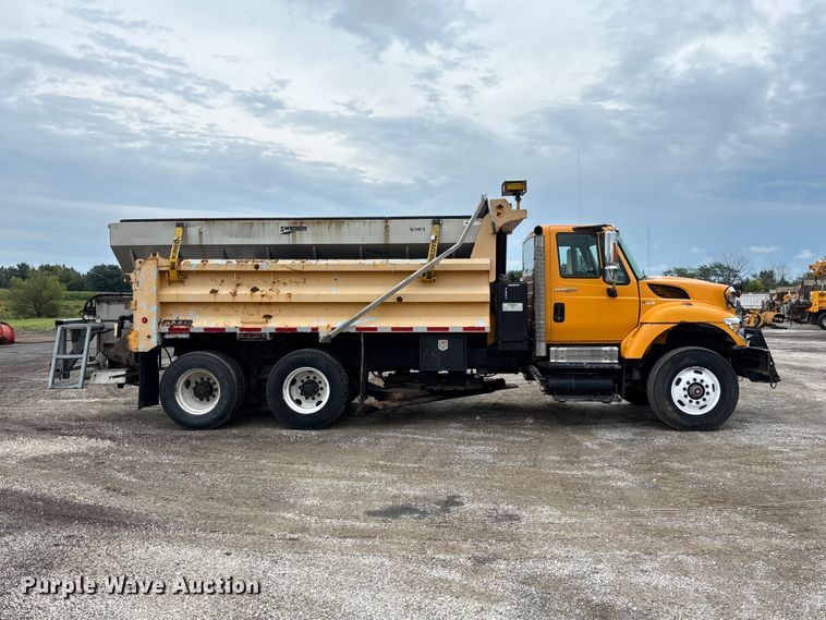 image for item DZ4648 2011 International WorkStar 7500 dump truck