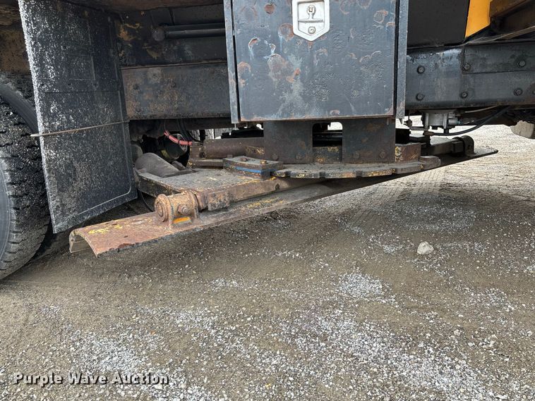 image for item DZ4648 2011 International WorkStar 7500 dump truck