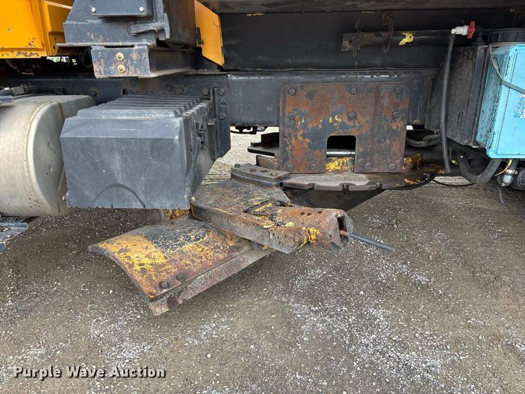 image for item DZ4648 2011 International WorkStar 7500 dump truck