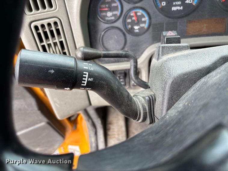 image for item DZ4648 2011 International WorkStar 7500 dump truck