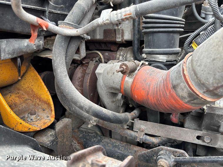 image for item DZ4648 2011 International WorkStar 7500 dump truck