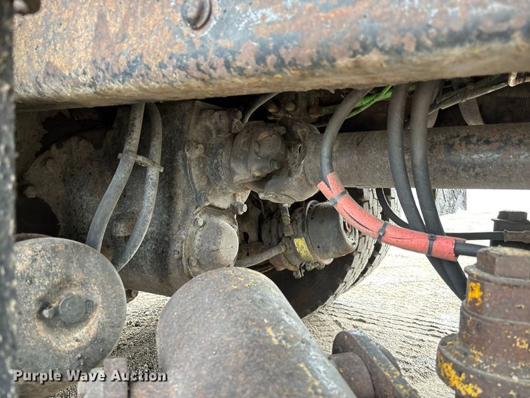 image for item DZ4648 2011 International WorkStar 7500 dump truck