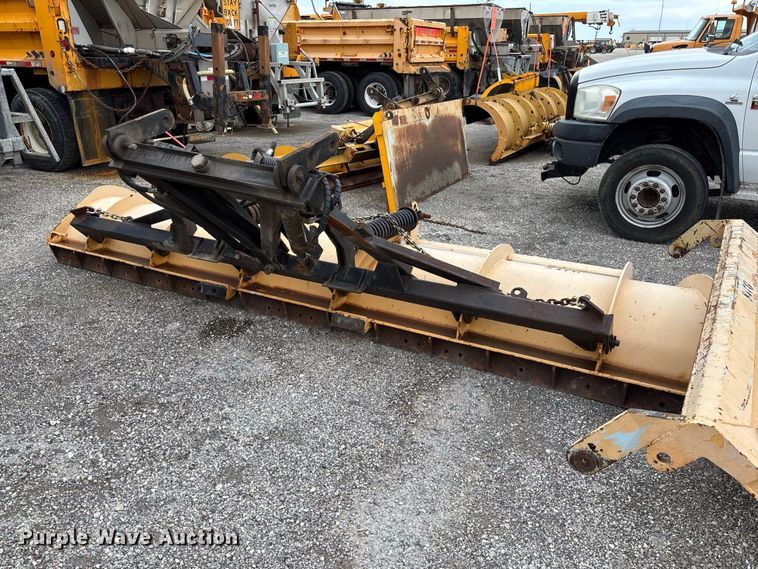 image for item DZ4648 2011 International WorkStar 7500 dump truck