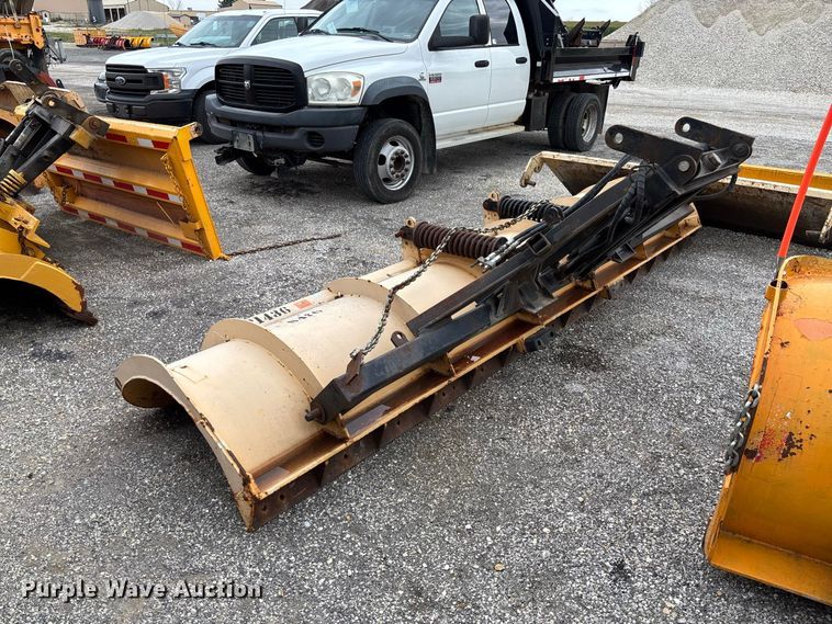 image for item DZ4648 2011 International WorkStar 7500 dump truck