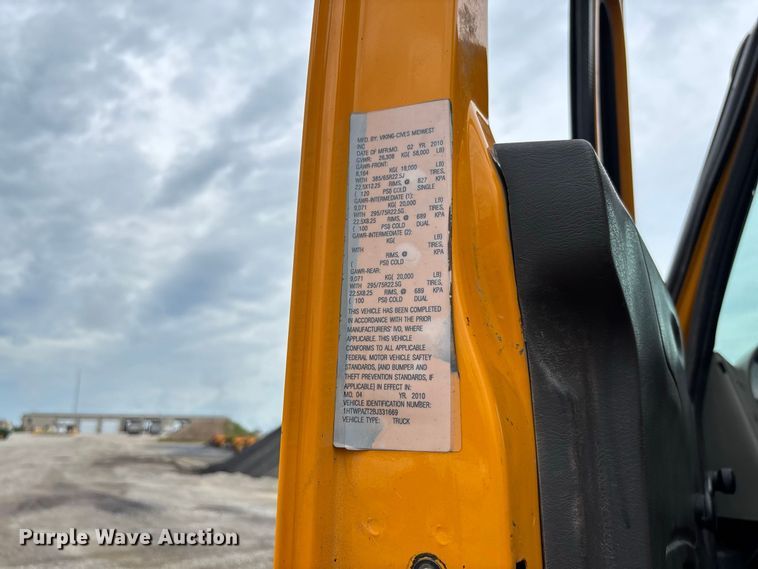 image for item DZ4648 2011 International WorkStar 7500 dump truck