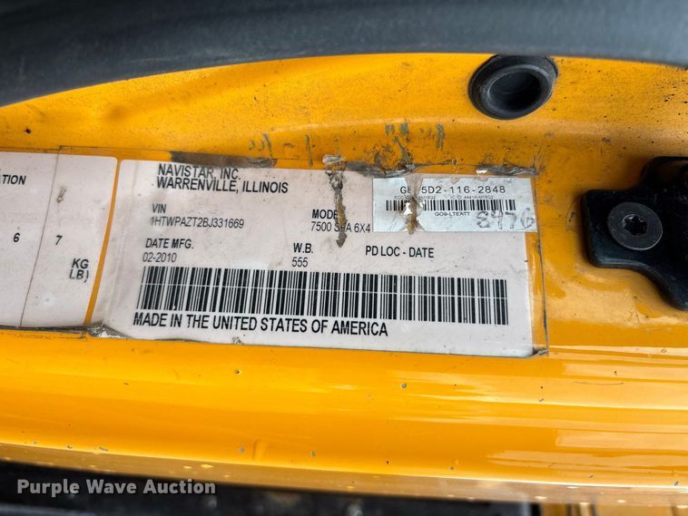 image for item DZ4648 2011 International WorkStar 7500 dump truck