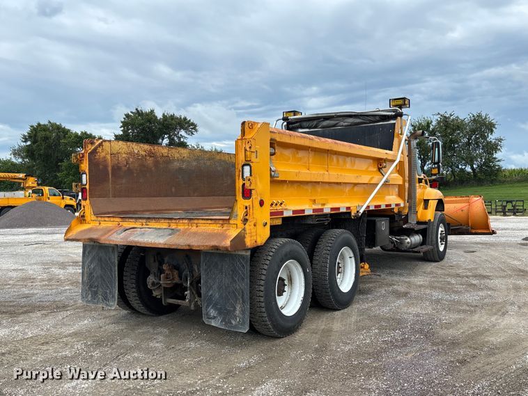 image for item DZ4649 2010 International WorkStar 7500 dump truck