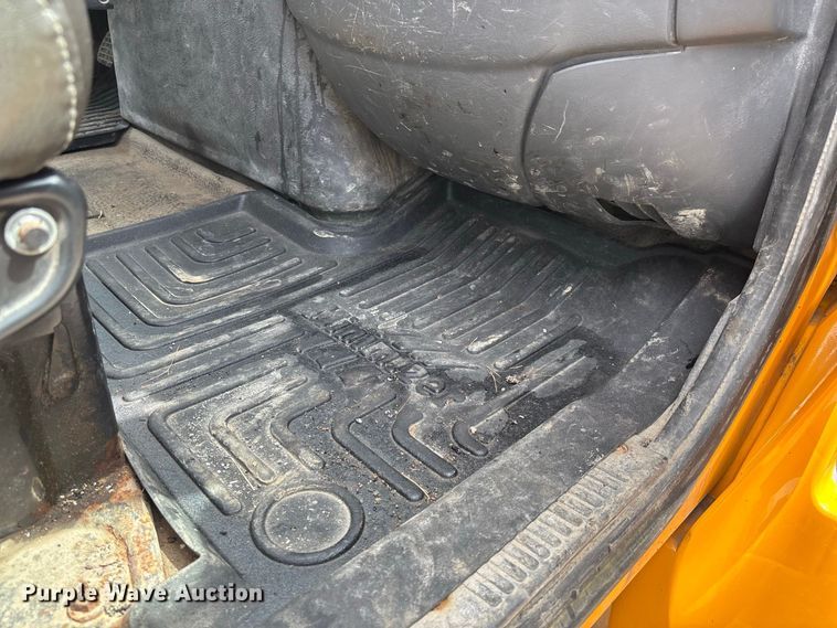 image for item DZ4649 2010 International WorkStar 7500 dump truck