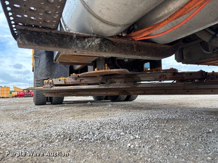 image for item DZ4649 2010 International WorkStar 7500 dump truck